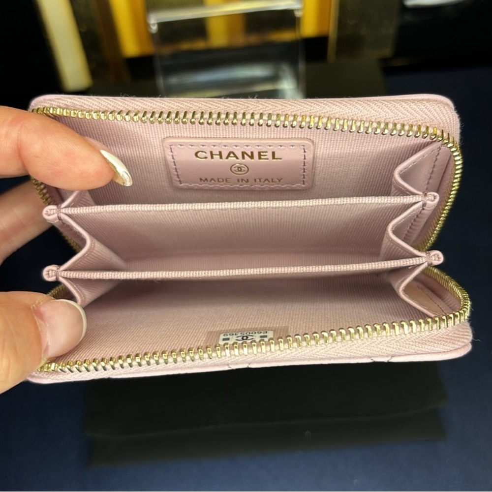 ❤️HOST PICK❤️Chanel Pink Quilted Wallet - Picture 6 of 10